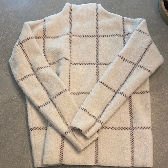 Cream and Brown Checkered Sweater - Picture 4 of 6